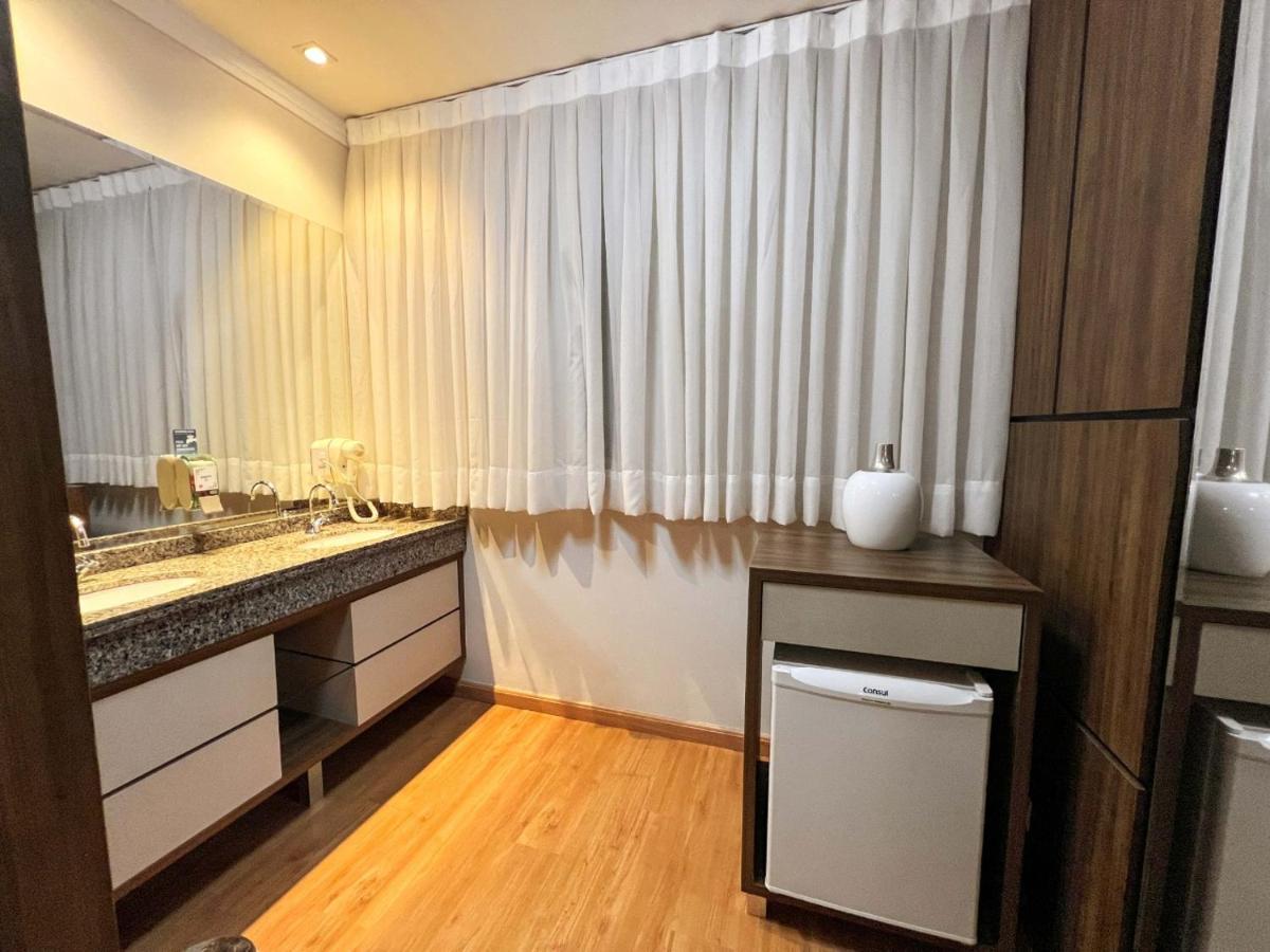 Paraná Hotel Express Cianorte Esterno foto